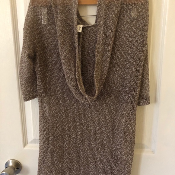 loose - Picture 2 of 4